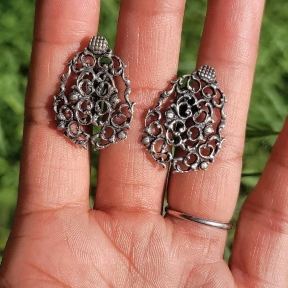 Victorian 1900s vintage ornate openwork floral 800 sterling silver earrings